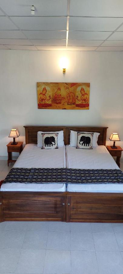 The Comfort Kandy Exteriér fotografie